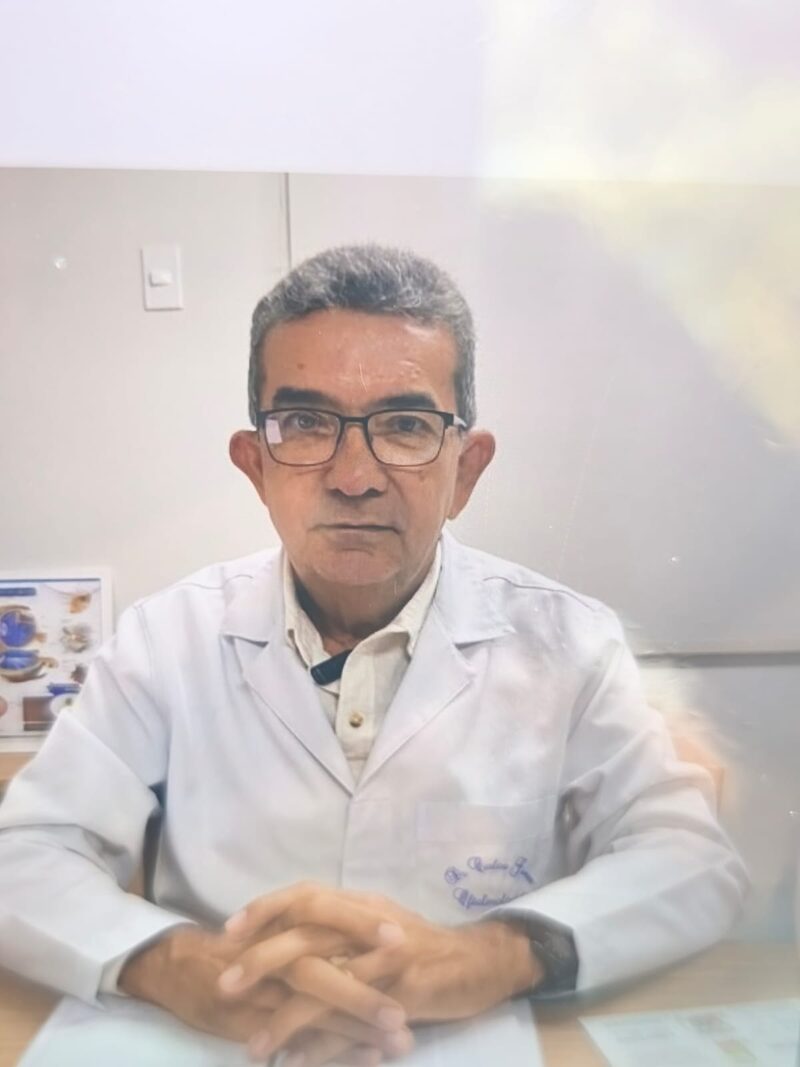 Dr. Carlos Afonso